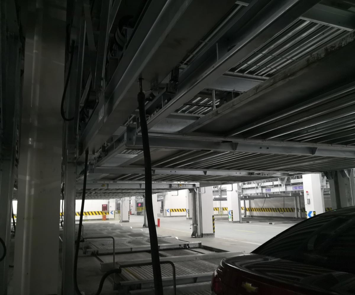 六層升降橫移類立體車庫(kù)